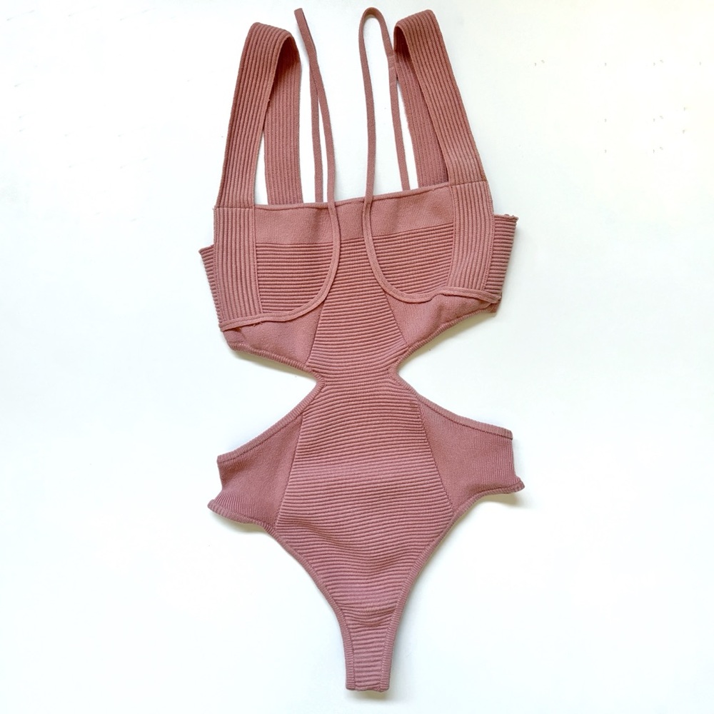 REVOLVE Kameron Knit Bodysuit in Rosy Nude
Michael Costello size: XSmall